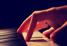 欧博体育：足球报：男足国字号两年来3次击败韩国 展现了中国足球的进步.